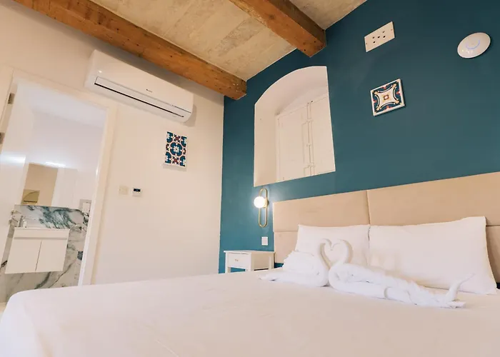 Palazzo Stella First Floor By Vallettastay * La Valeta